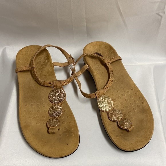 Vionic Lizbeth Backstrap Embellished T Strap Sandal Cork Gold Size 9 - Picture 2 of 6